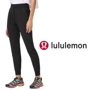 Lululemon Warm Down High Rise Jogger Modal - Black - Size 6